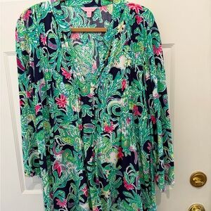 Lilly Pulitzer navy/multi tunic XL